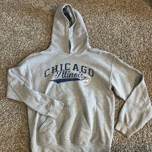 Gildan Gray Sweatshirt Hoodie Chicago Design